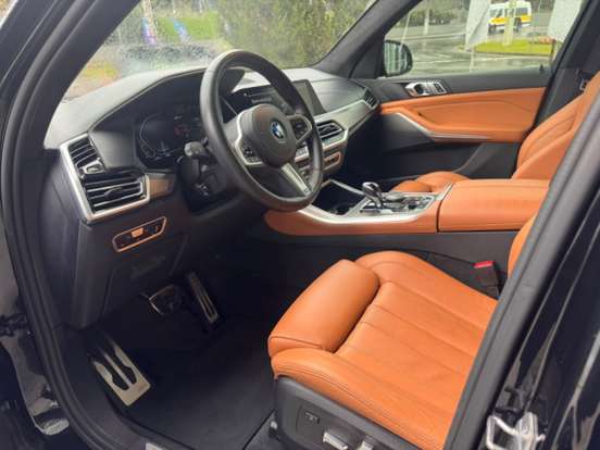 BMW-X5-2022