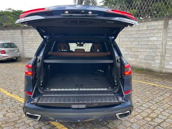 BMW-X5-3.0 I6 TURBO HÍBRIDO XDRIVE45E M SPORT AUTOMÁTICO BMW-X5-2022