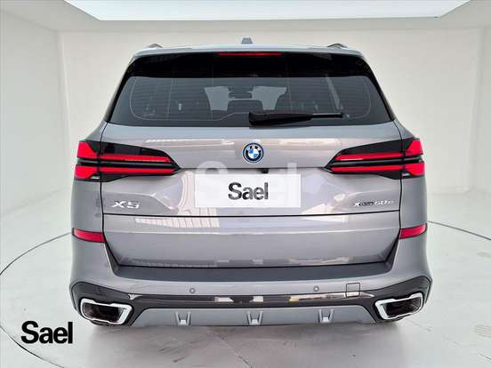 BMW-X5-2025