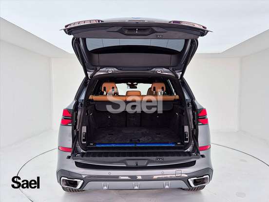 BMW-X5-2025