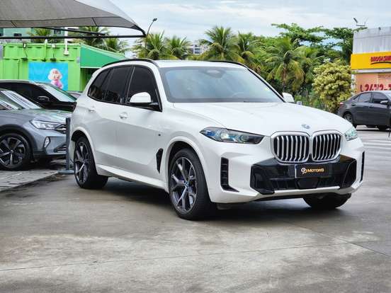 BMW-X5-3.0 I6 TURBO HÍBRIDO XDRIVE50E M SPORT AUTOMÁTICO BMW-X5-2023