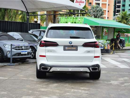 BMW-X5-3.0 I6 TURBO HÍBRIDO XDRIVE50E M SPORT AUTOMÁTICO BMW-X5-2023