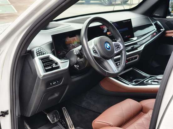 BMW-X5-2023