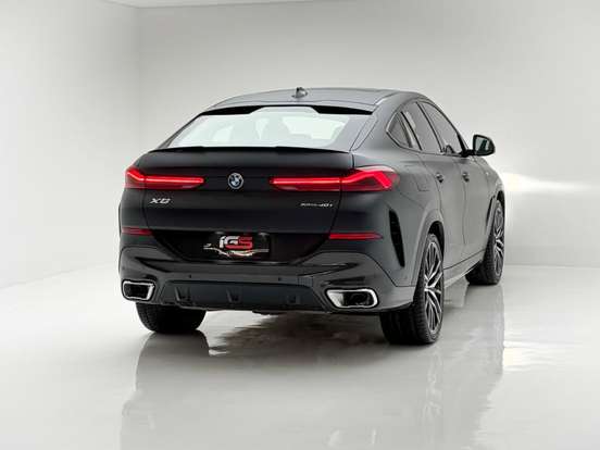 BMW-X6-3.0 TWINPOWER GASOLINA XDRIVE40I M SPORT AUTOMÁTICO BMW-X6-2023