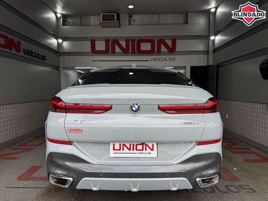 BMW-X6-3.0 TWINPOWER GASOLINA XDRIVE40I M SPORT AUTOMÁTICO BMW-X6-2025