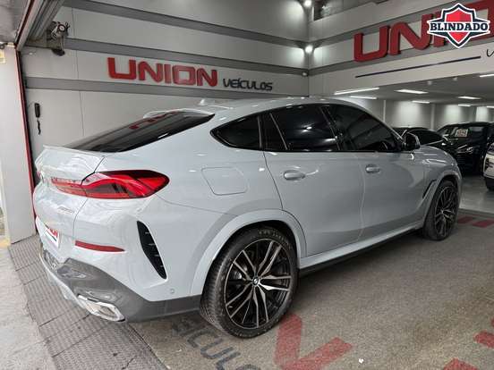 BMW-X6-3.0 TWINPOWER GASOLINA XDRIVE40I M SPORT AUTOMÁTICO BMW-X6-2025