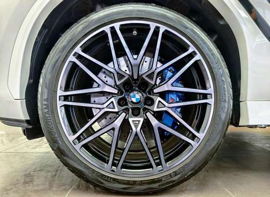 BMW-X6-2022