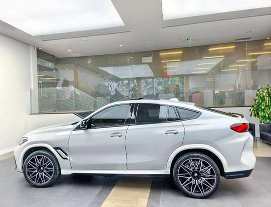 BMW-X6-4.4 V8 BITURBO GASOLINA M COMPETITION AUTOMÁTICO BMW-X6-2022