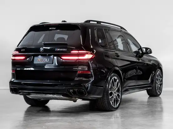 BMW-X7-4.4 V8 GASOLINA M60i STEPTRONIC BMW-X7-2023