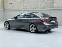 BMW 320i 2.0 16V TURBO FLEX M SPORT AUTOMÁTICO BMW 320i 2.0 16V TURBO FLEX M SPORT AUTOMÁTICO