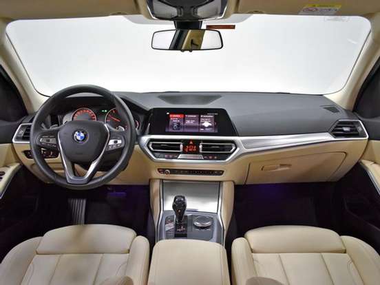 BMW-320i-2.0 16V TURBO GASOLINA SPORT AUTOMÁTICO BMW-320i-2019
