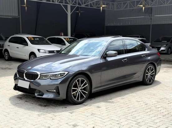 BMW-320i-2020