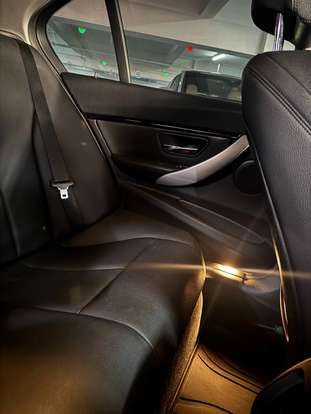 BMW-320i-2016