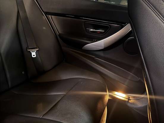 BMW-320i-2.0 SPORT GP 16V TURBO ACTIVE FLEX 4P AUTOMÁTICO BMW-320i-2016