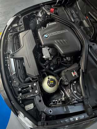 BMW-320i-2016