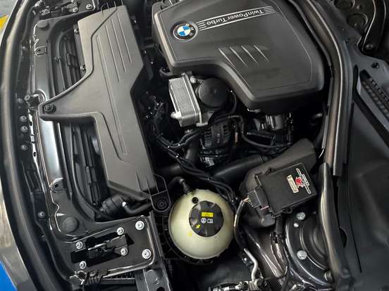 BMW-320i-2.0 SPORT GP 16V TURBO ACTIVE FLEX 4P AUTOMÁTICO BMW-320i-2016