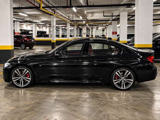BMW-328i-2016