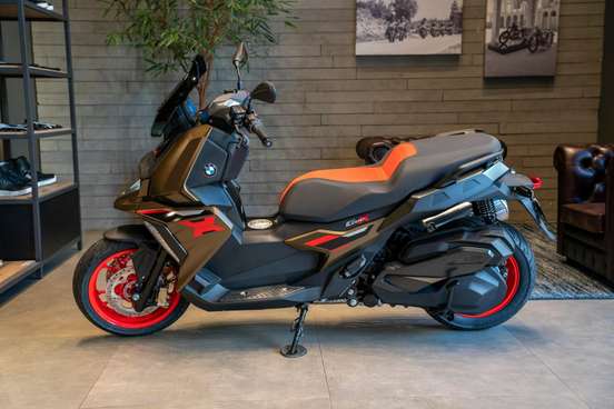 BMW-C 400 X-2025