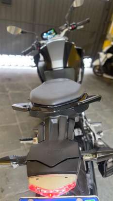 BMW-F 900 R SPORT-2022