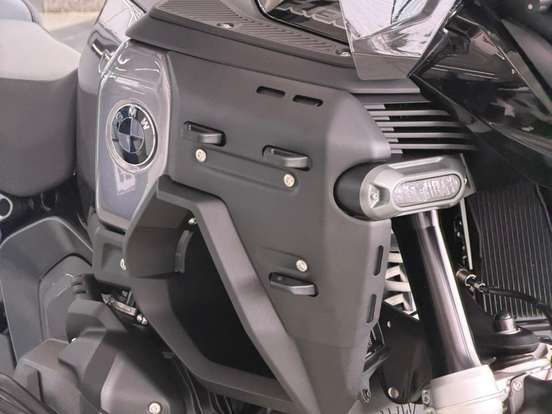 BMW-R 1300 GS ADVENTURE TRIPLE BLACK BMW-R 1300 GS ADVENTURE TRIPLE BLACK-2025
