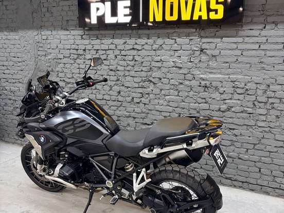 BMW-R 1250 GS PREMIUM TRIPLE BLACK BMW-R 1250 GS PREMIUM TRIPLE BLACK-2021