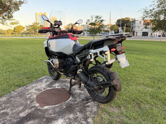BMW-R 1300 GS ADVENTURE-2025