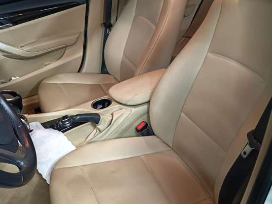 BMW-X1-2.0 16V TURBO GASOLINA SDRIVE20I 4P AUTOMÁTICO BMW-X1-2013