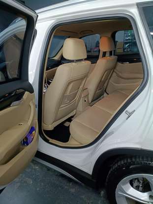 BMW-X1-2013