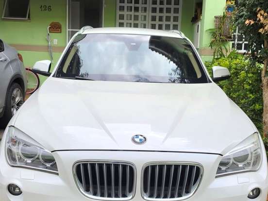 BMW-X1-2.0 16V TURBO GASOLINA SDRIVE20I 4P AUTOMÁTICO BMW-X1-2013