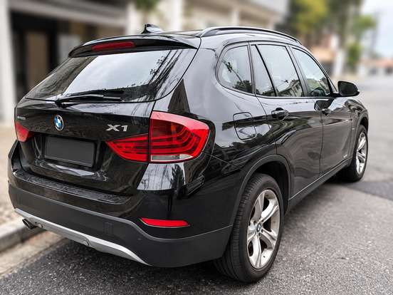 BMW-X1-2015