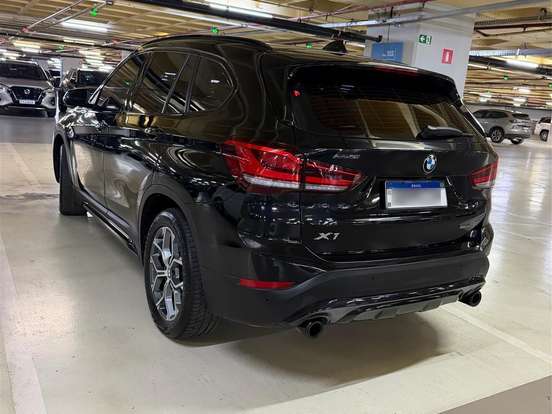 BMW-X1-2.0 16V TURBO ACTIVEFLEX SDRIVE20I GP 4P AUTOMÁTICO BMW-X1-2021