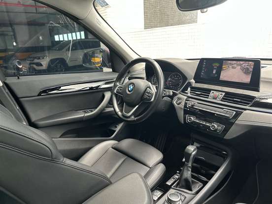 BMW-X1-2.0 16V TURBO ACTIVEFLEX SDRIVE20I X-LINE 4P AUTOMÁTICO BMW-X1-2021
