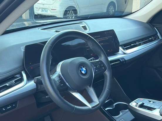BMW-X1-2.0 16V TURBO GASOLINA SDRIVE20I X-LINE STEPTRONIC BMW-X1-2023