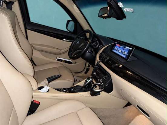BMW-X1-3.0 28I 4X4 24V GASOLINA 4P AUTOMÁTICO BMW-X1-2010