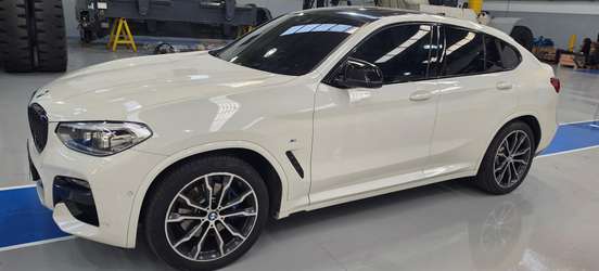 BMW-X4-2020