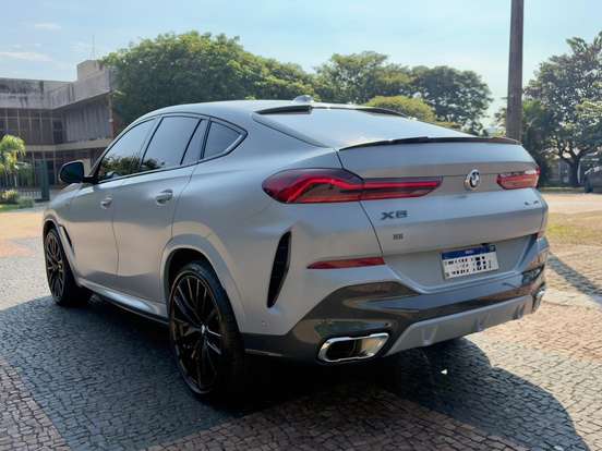 BMW-X6-2025