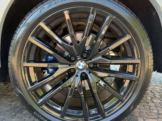 BMW-X6-3.0 TWINPOWER GASOLINA XDRIVE40I M SPORT AUTOMÁTICO BMW-X6-2025