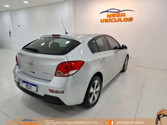 CHEVROLET-CRUZE-2013