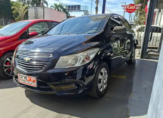 CHEVROLET-ONIX-2014