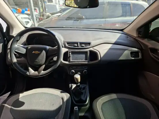 CHEVROLET-ONIX-2014