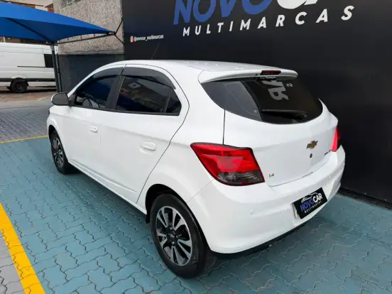 CHEVROLET-ONIX-1.4 MPFI LTZ 8V FLEX 4P MANUAL CHEVROLET-ONIX-2015