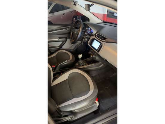 CHEVROLET-ONIX-2014