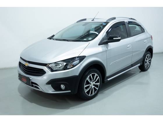 CHEVROLET ONIX 1.4 MPFI ACTIV 8V FLEX 4P AUTOMÁTICO