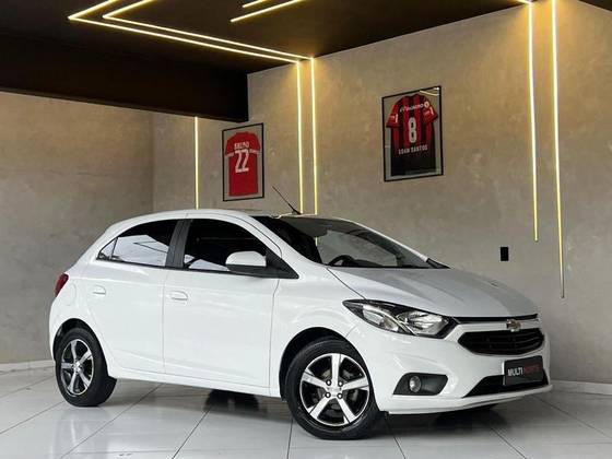 CHEVROLET ONIX 1.4 MPFI ACTIV 8V FLEX 4P AUTOMÁTICO
