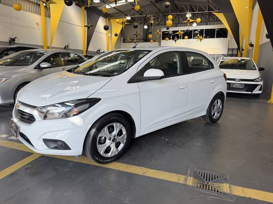 CHEVROLET ONIX 1.4 MPFI LT 8V FLEX 4P AUTOMÁTICO