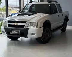 CHEVROLET S10 2.4 ADVANTAGE 4X2 CD 8V FLEX 4P MANUAL CHEVROLET S10 2.4 ADVANTAGE 4X2 CD 8V FLEX 4P MANUAL