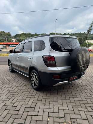 CHEVROLET-SPIN-2016