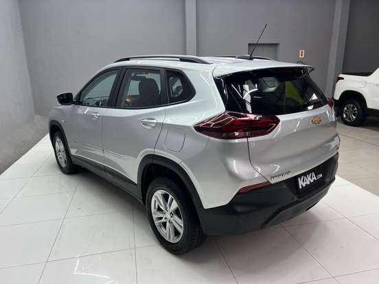 CHEVROLET-TRACKER-2023