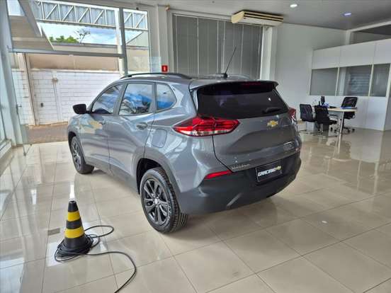 CHEVROLET-TRACKER-2021