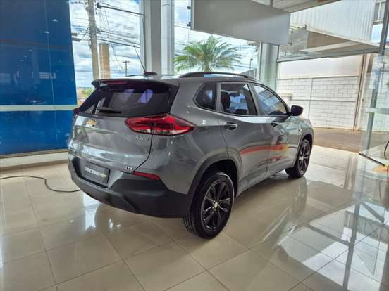 CHEVROLET-TRACKER-2021
